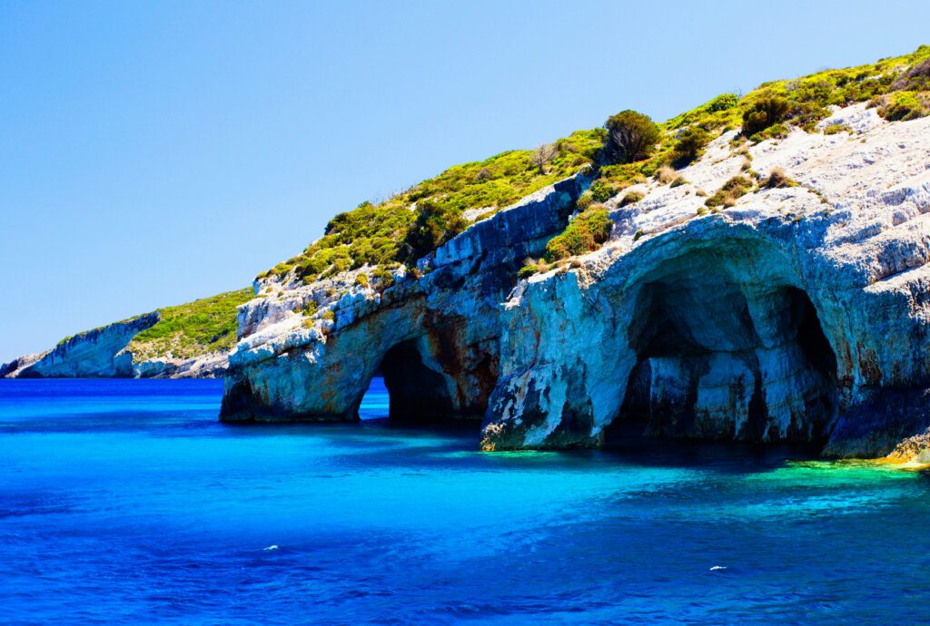 La grotta blu nell'isola di Zante, sul mar Ionio