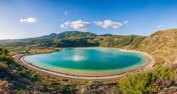 Lago-di-Venere-Pantelleria-un-oasi-di-benessere