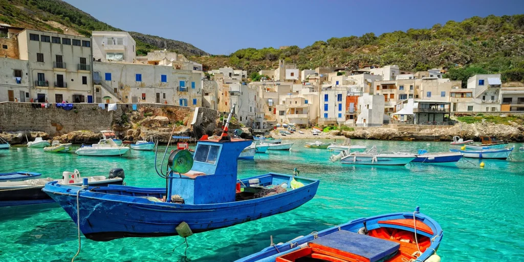 Levanzo-Egadi-aliscafi-giornalieri-da-Trapani-con-Liberty-Lines