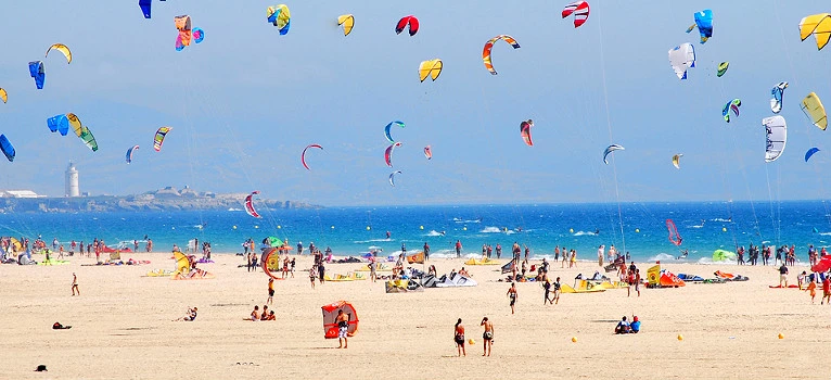 Spiaggia in Tarifa - uno dei porti dove approdano le navi AML Africa Morocco Link
