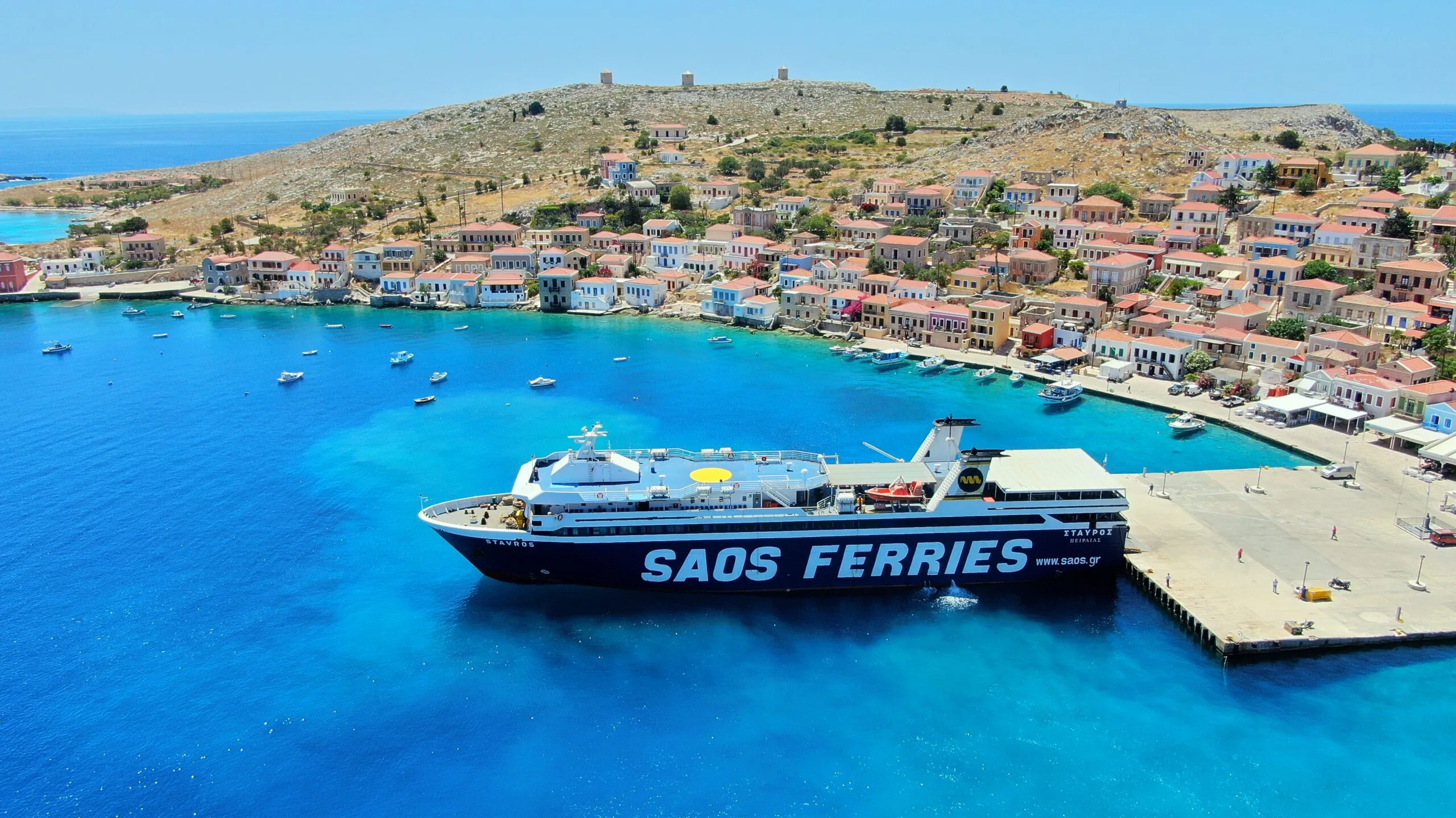 Nave Stavros della Saos Ferries